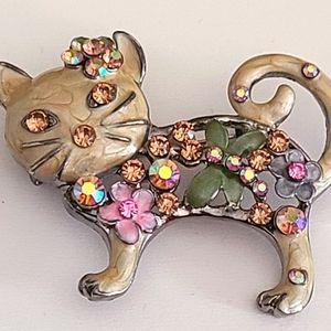 Brooch